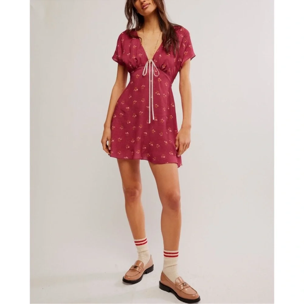 FREE PEOPLE Everyone’s Favorite Mini Dress Red Combo Floral Girly Boho Large